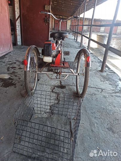 Велосипед с бензиновым мотором