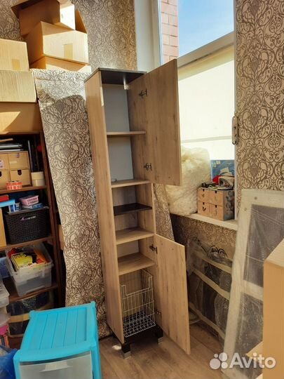 Шкаф пенал для ванной с корзиной