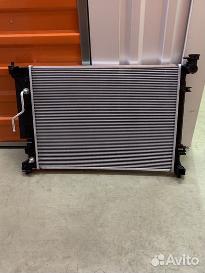 Радиатор охлаждения KIA Optima 4 JF