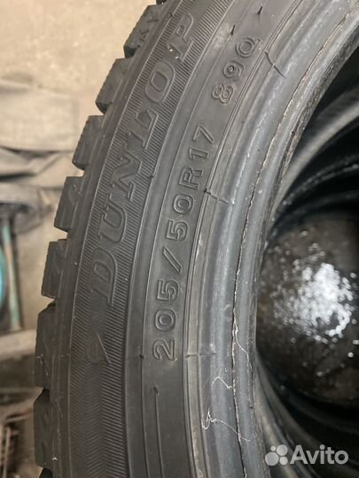 Dunlop Winter Maxx WM02 205/50 R17