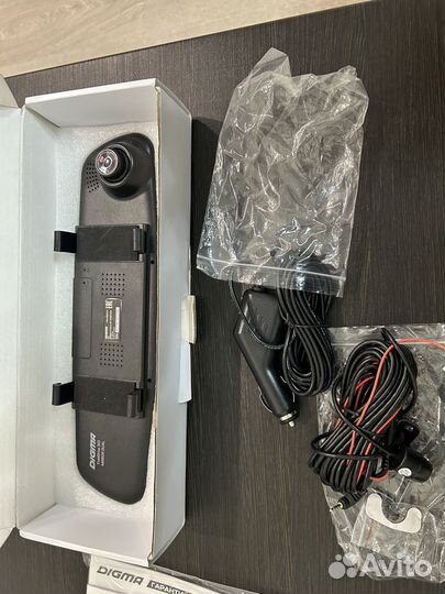 Видеорегистратор Digma