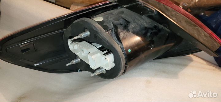 Фонарь задний нар. пр. Passat CC 3C8945208 358