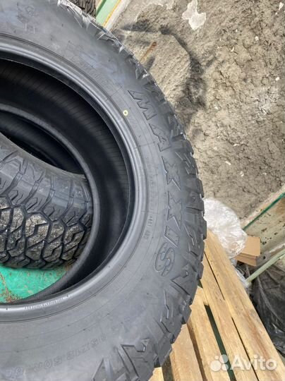 Комплект колес на Toyota r18