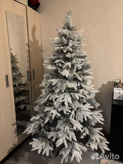 Ель искуственная литая 180