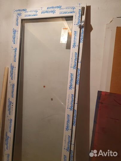 Дверь входная пластиковая