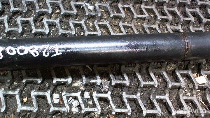 Амортизатор крышки багажника Nissan Elgrand, 1998