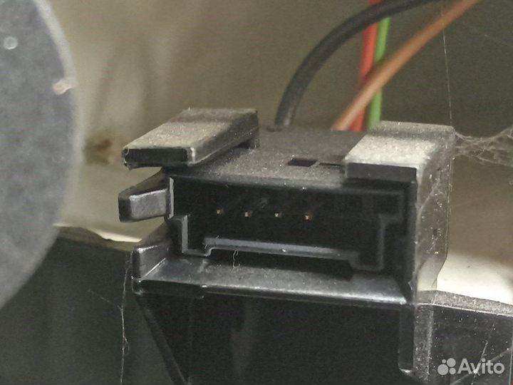 Фонарь задний для BMW 7-Series (E65/E66)