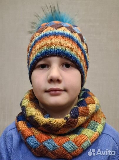 Комплект шапка + снуд ручной работы