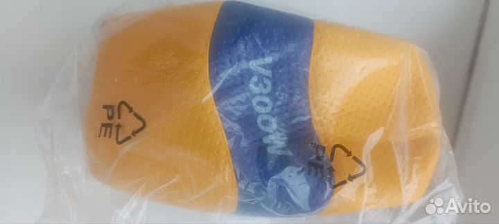 Волейбольный мяч mikasa v300w