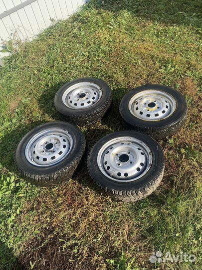 R13 Yokohama Ice Guard IG50 155/70, PCD 4x114.3 DIA 69.1