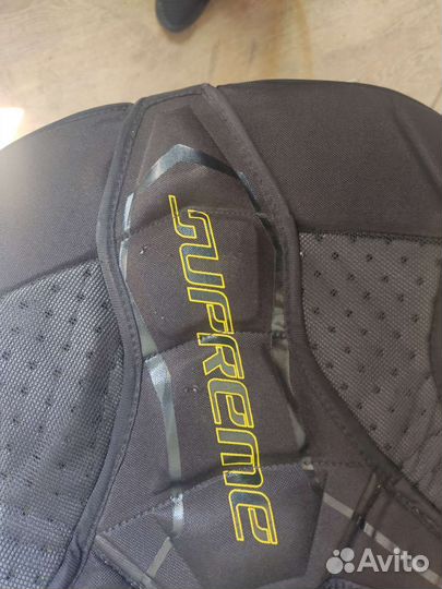 Нагрудник хоккейный