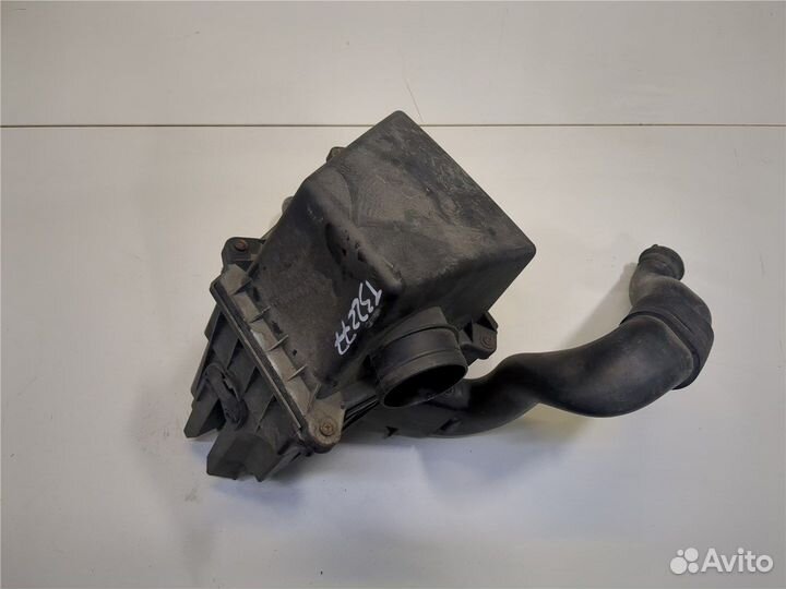 Корпус воздушного фильтра Skoda Fabia, 2009