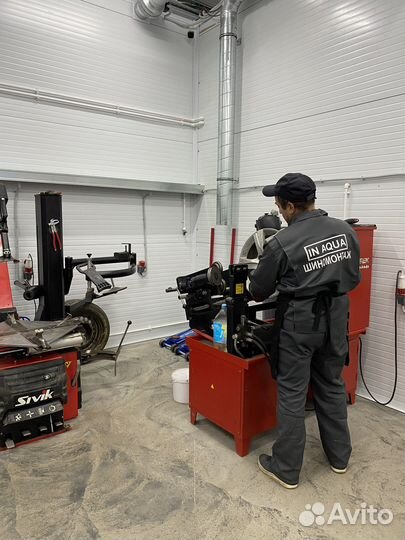 Мастер шиномонтажа