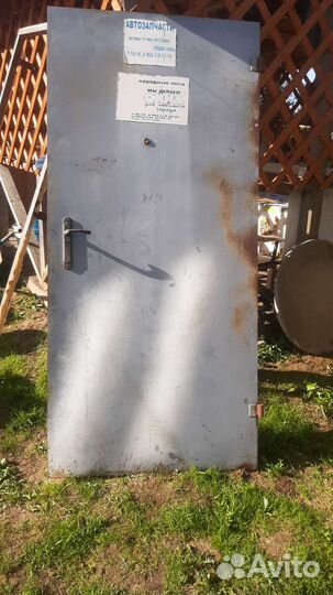 Металлическая дверь бу