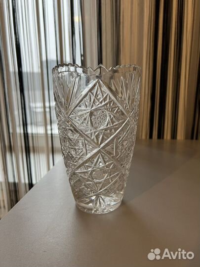 Хрустальная ваза 20см