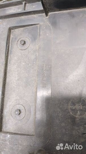 Вентилятор радиатора Citroen C4 Grand Picasso 2014