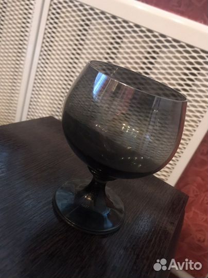 Снифтер, бокал для коньяка