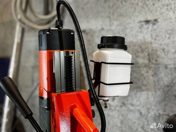 Сверлильный станок