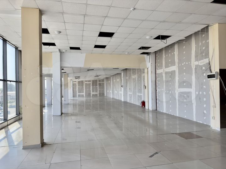 Торговая площадь, 200 м²