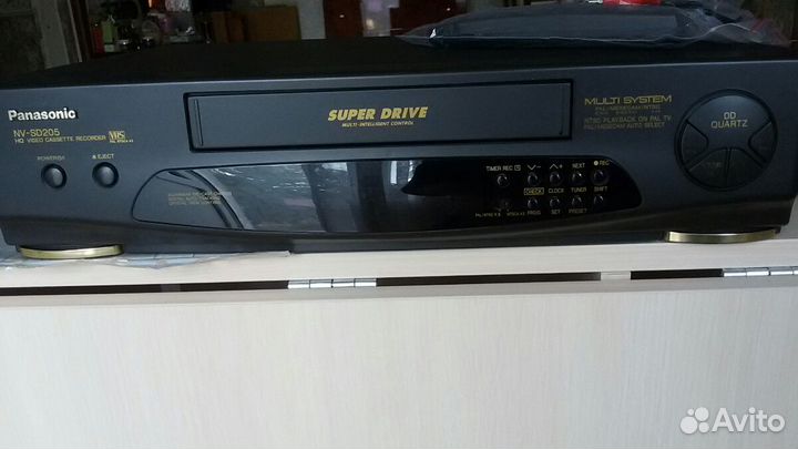 Видеомагнитофон Панасоник