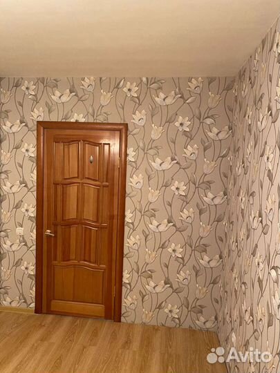 Поклейка обоев