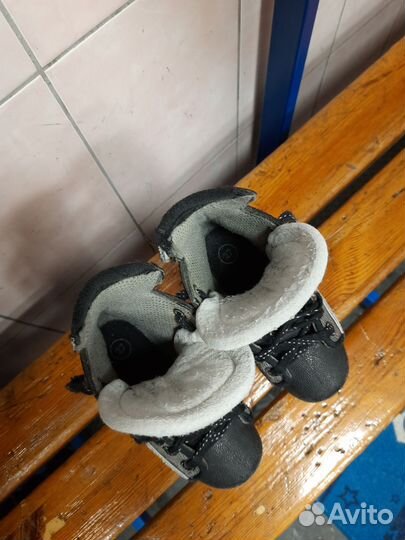 Коньки хоккейные детские