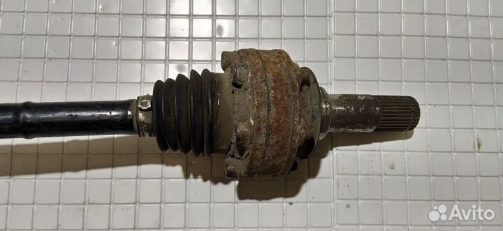 Кулак поворотный задний правый Volkswagen Touareg