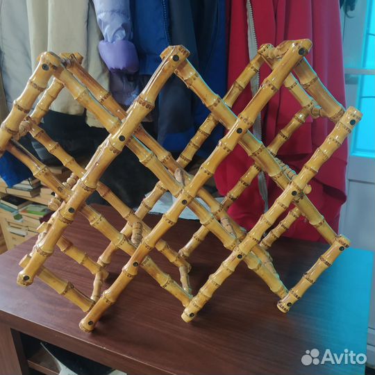 Подставка для винных бутылок