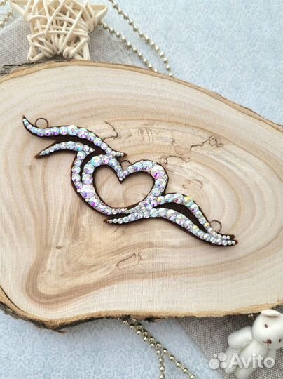 Корона на кичку для художественной гимнастики