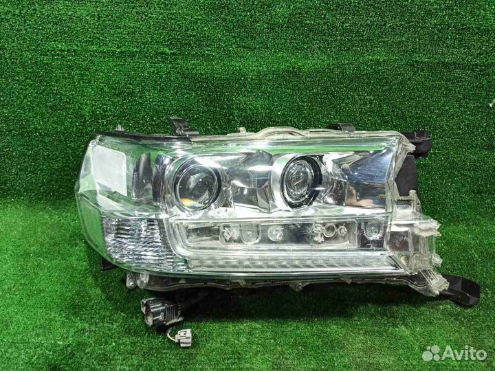 Фара Land Cruiser 200 (15) R б/у все крепления цел