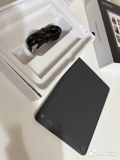 Электронная книга Digma P6 с цветным экраном