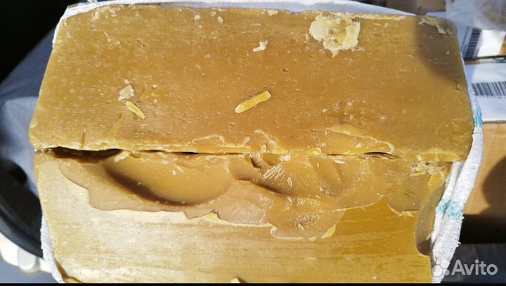 Воск пчелиный