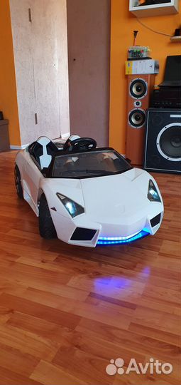 Детский электромобиль
