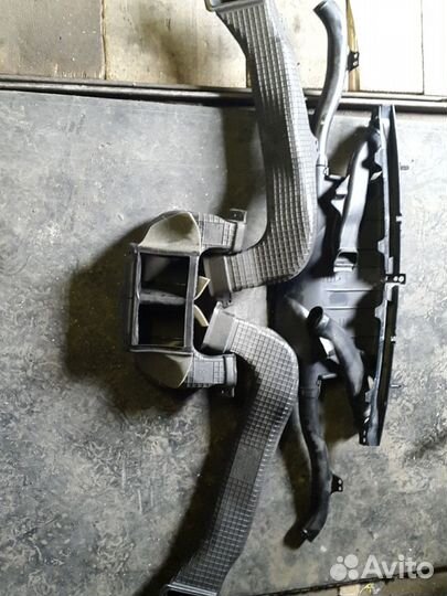 Воздуховод под торпедой