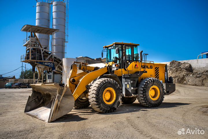 Машинист фронтального погрузчика