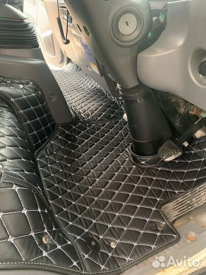 3d коврики на грузовик Nissan Cabstar