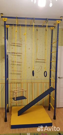 Металлическая шведская стенка 