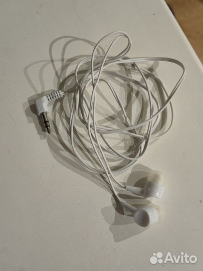 Наушники проводные