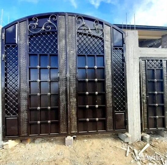 Ворота в Махачкале металлические