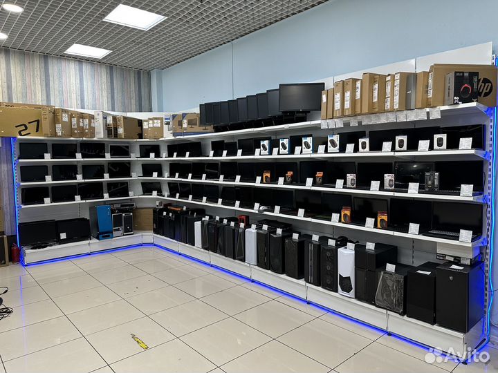 17.3 Ноутбук Acer / i3-4005U / 6G / 480G / GF 840M