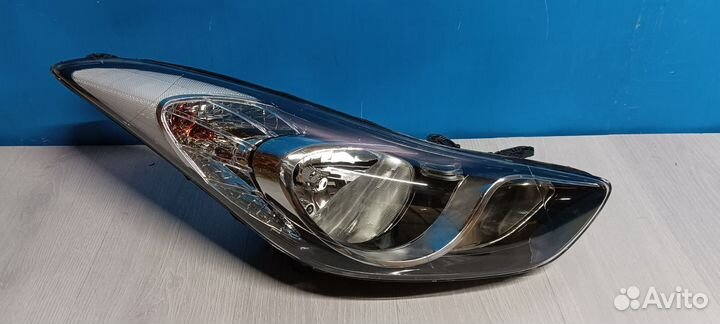 Фара правая Hyundai Elantra 5 мд 2011-2016