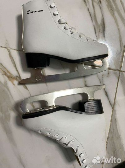 Коньки ледовые детские