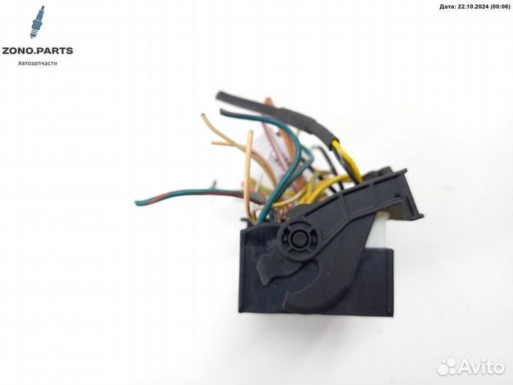 Разъем (фишка) проводки 1241766 на BMW 5 E39 (1995-2003)