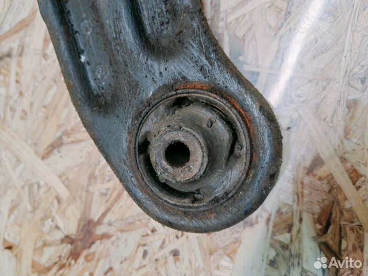 Рычаг передний правый Chevrolet Aveo