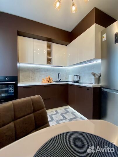 Кухня под потолок из мдф на заказ в Челябинске