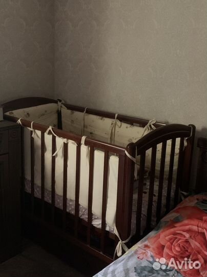 Детская кровать и матрас