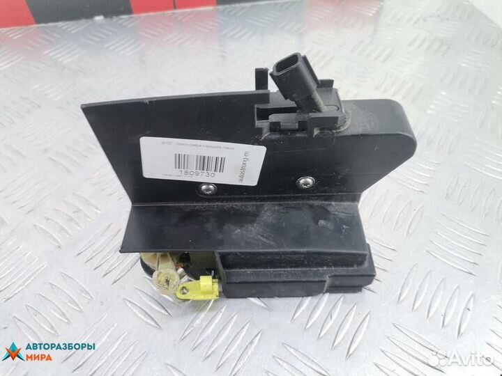 Замок двери передней левой Dacia Logan 2 2015