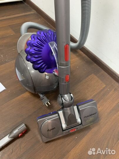 Пылесос Dyson