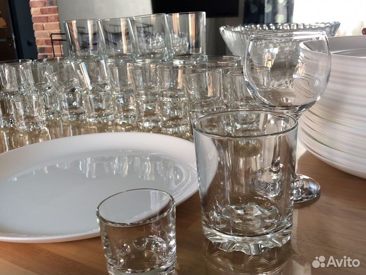 Фуршет аренда посуды