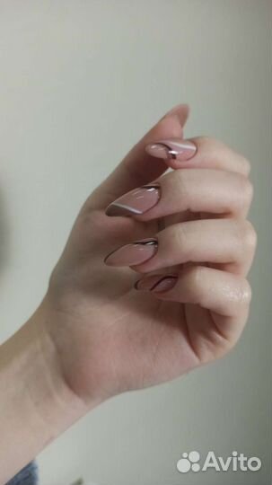 Маникюр, педикюр, наращивание ногтей